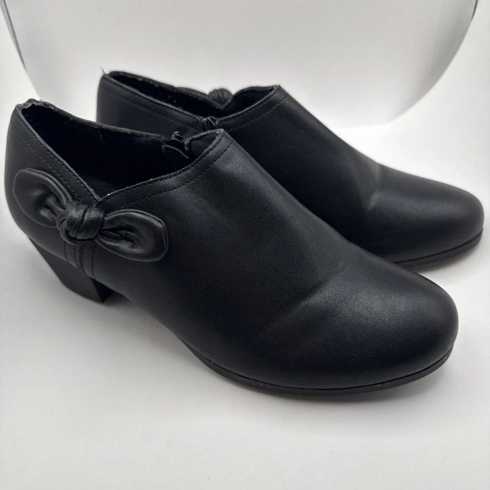 Black Rivet Fashion Bow Tie Ankle Boots Women's Size‎ 7.5 Molly Bootie Black